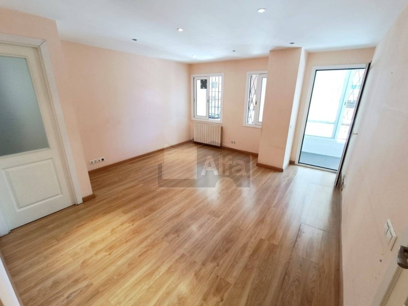 Piso en LLOREDA / Badalona (Barcelona) | VENTA